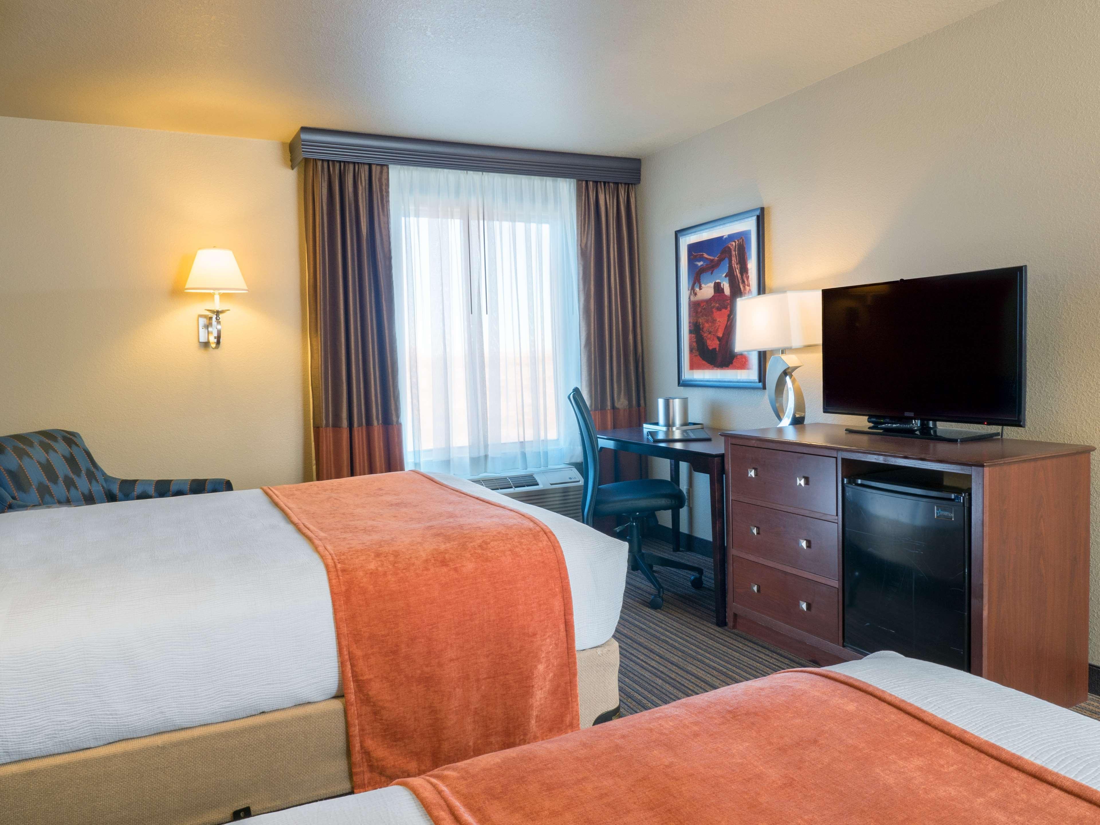 Best Western Plus Winslow Inn Bagian luar foto