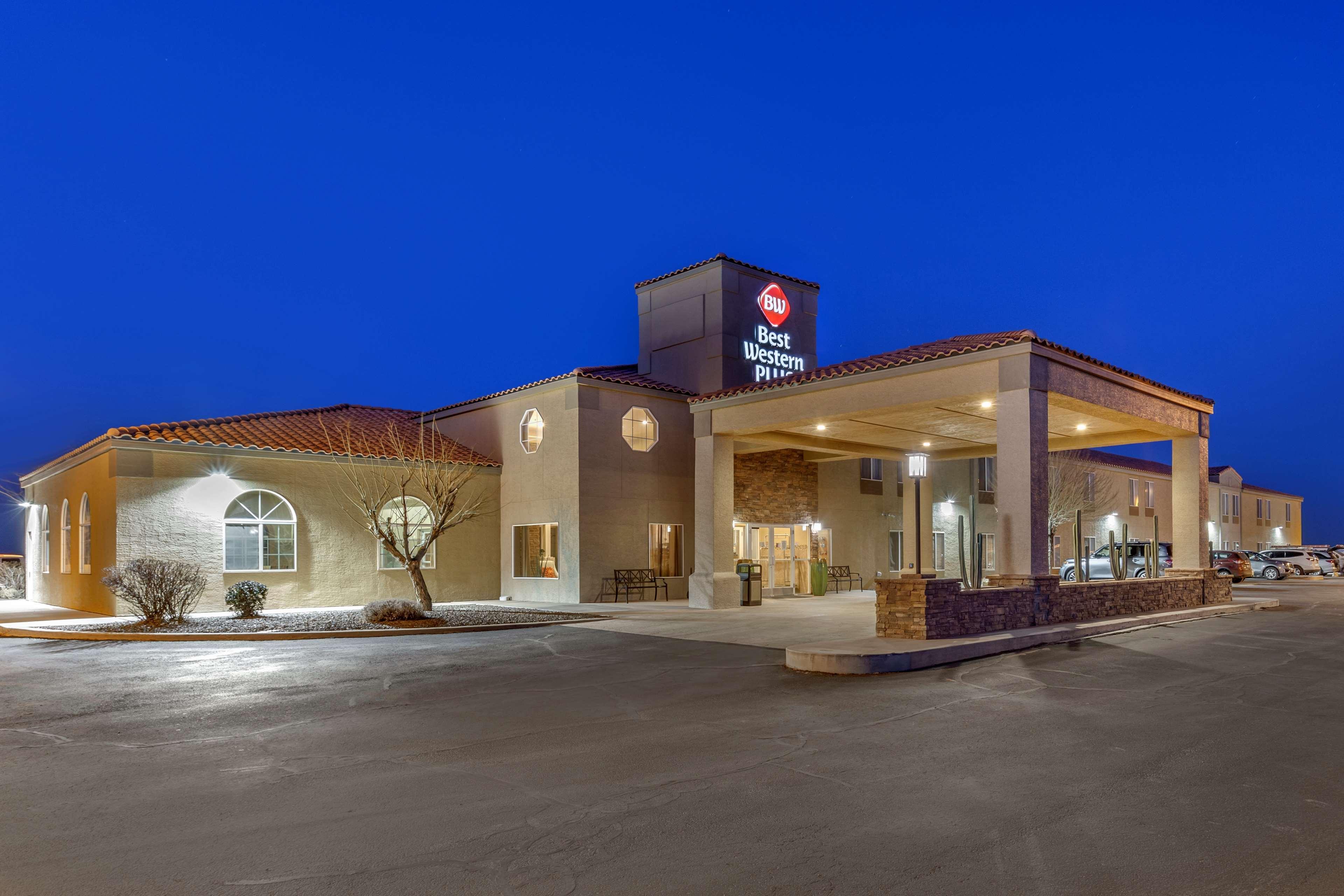 Best Western Plus Winslow Inn Bagian luar foto