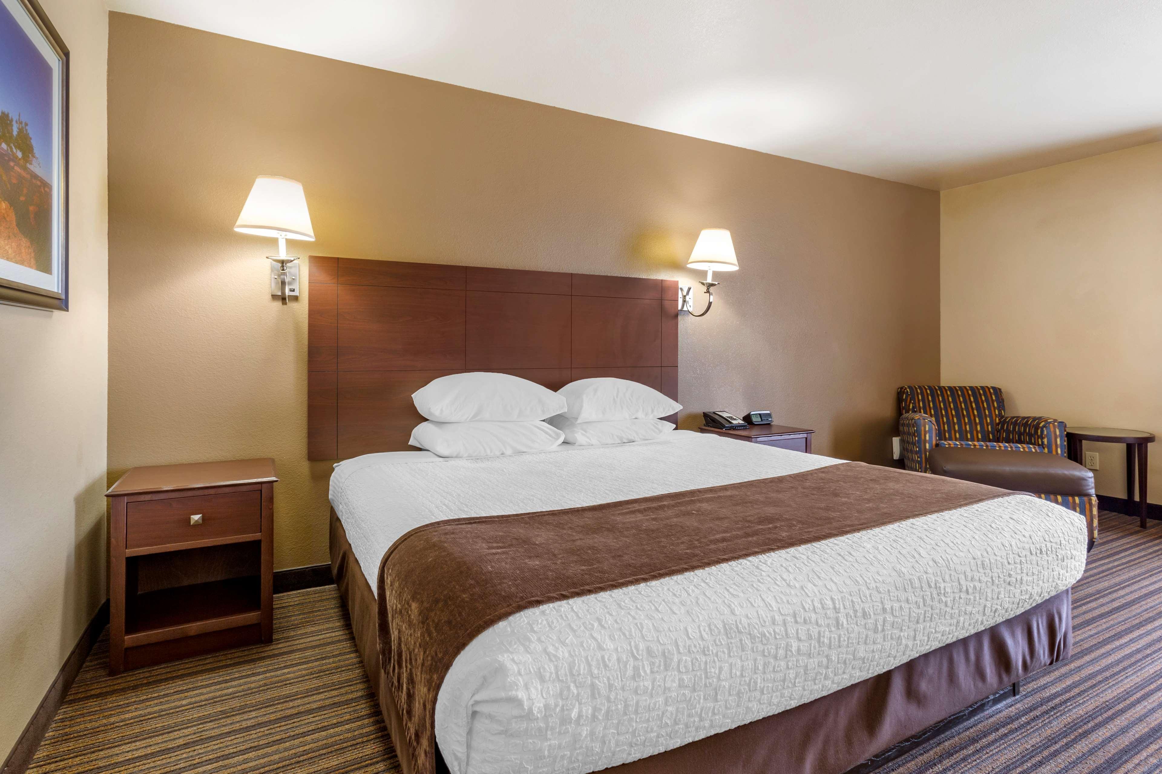 Best Western Plus Winslow Inn Bagian luar foto