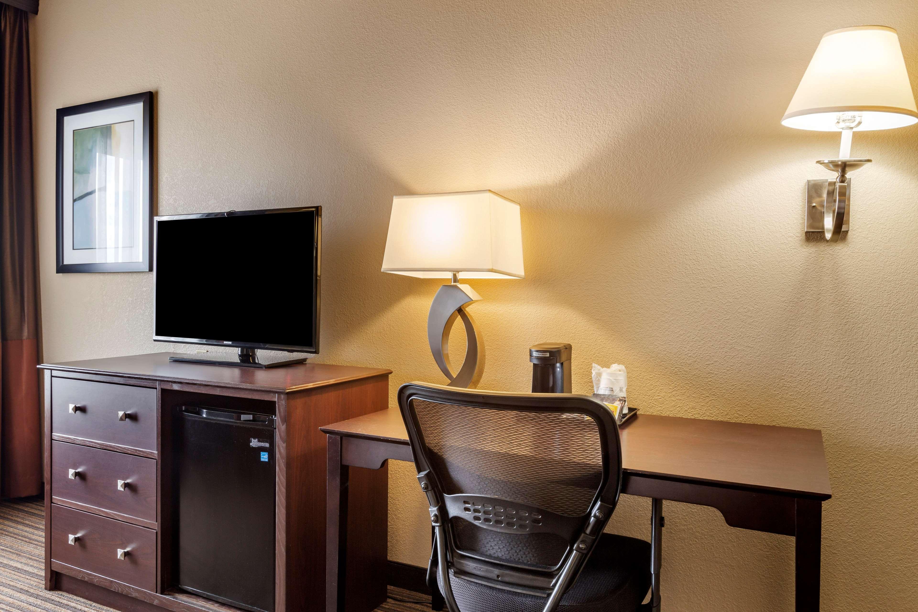 Best Western Plus Winslow Inn Bagian luar foto