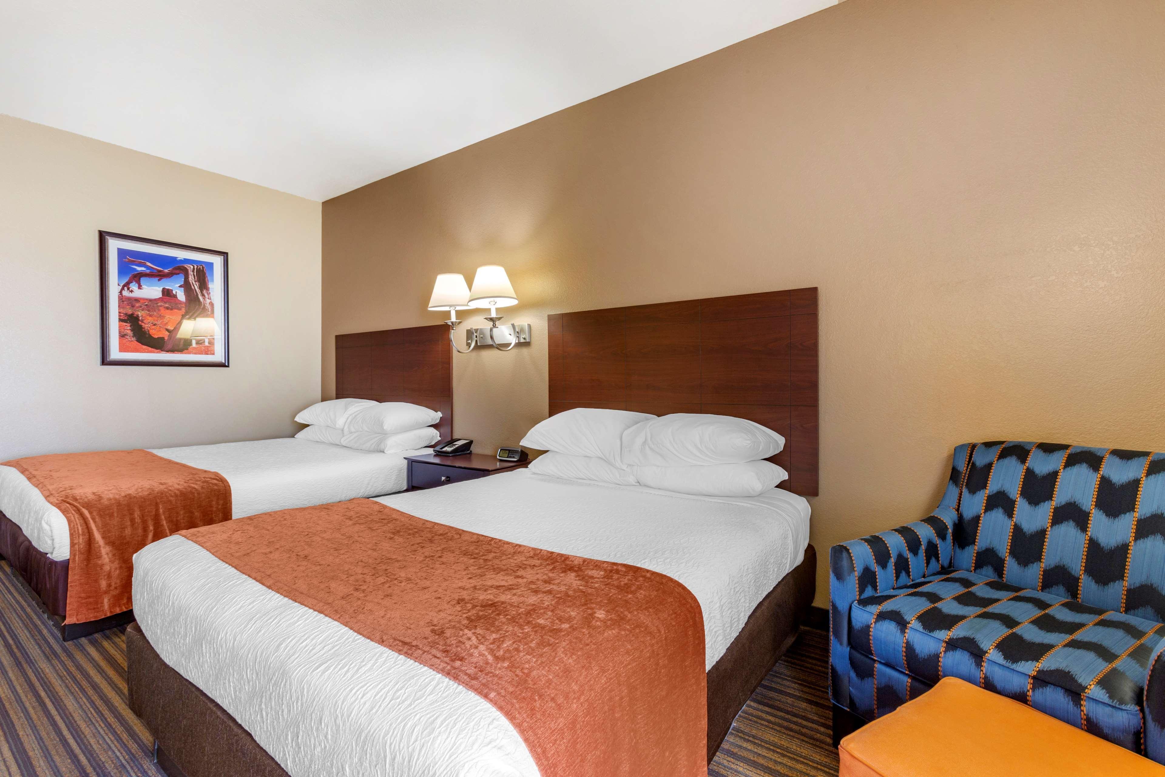 Best Western Plus Winslow Inn Bagian luar foto