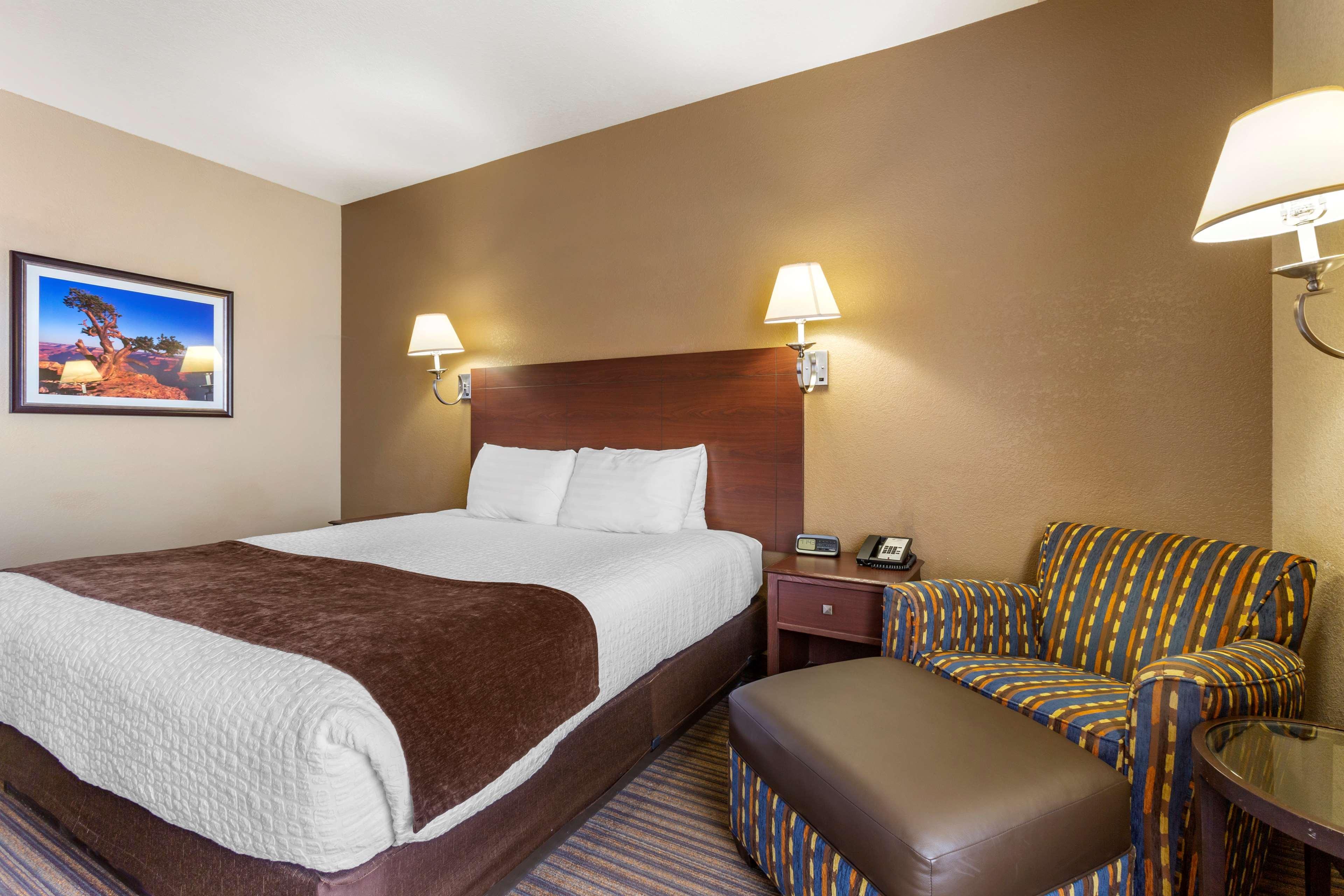 Best Western Plus Winslow Inn Bagian luar foto