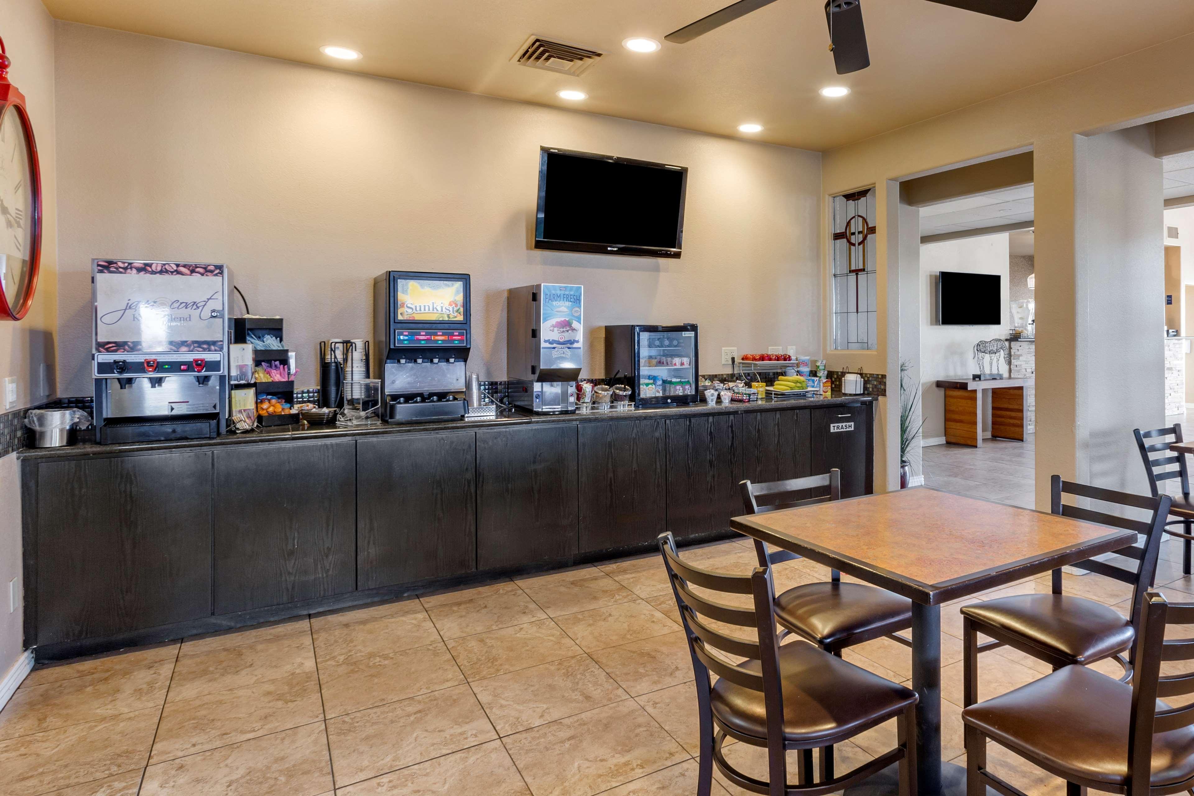 Best Western Plus Winslow Inn Bagian luar foto
