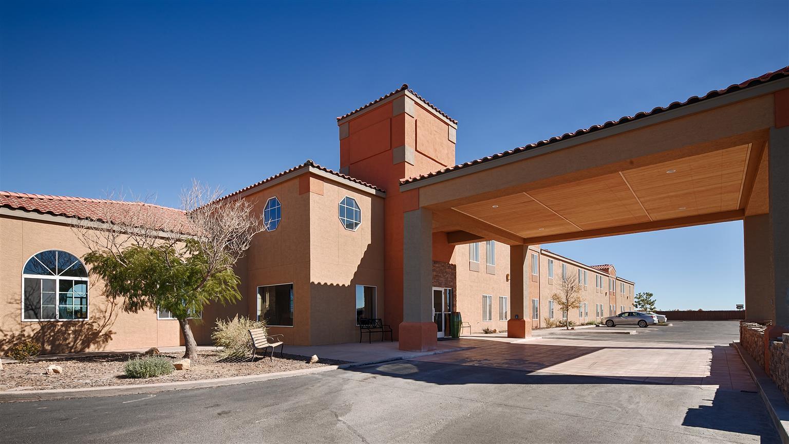 Best Western Plus Winslow Inn Bagian luar foto